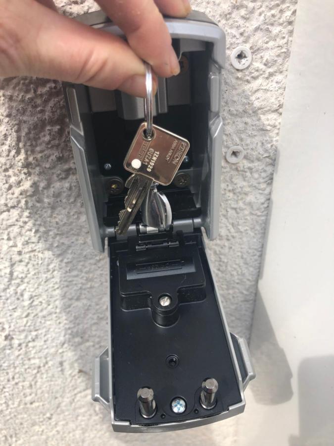 Einfache Monteurwohnung Mit Wlan Und Sat Tv, Netflix Frankweiler Екстер'єр фото